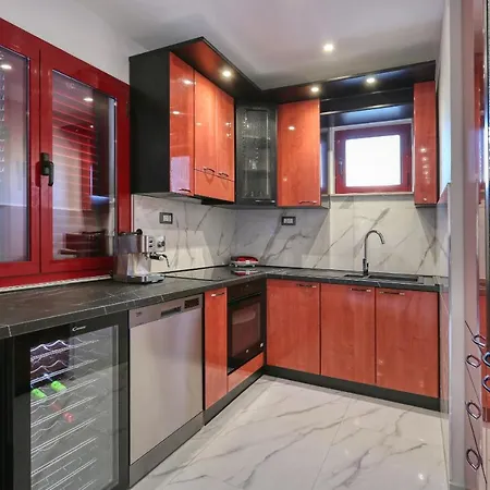 Luxury House ザダル