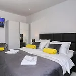 Luxury House Appartamento *